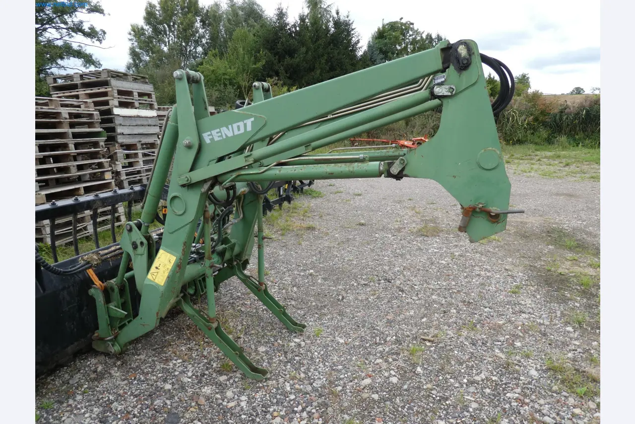 Zemědělské vybavení a stroje-11