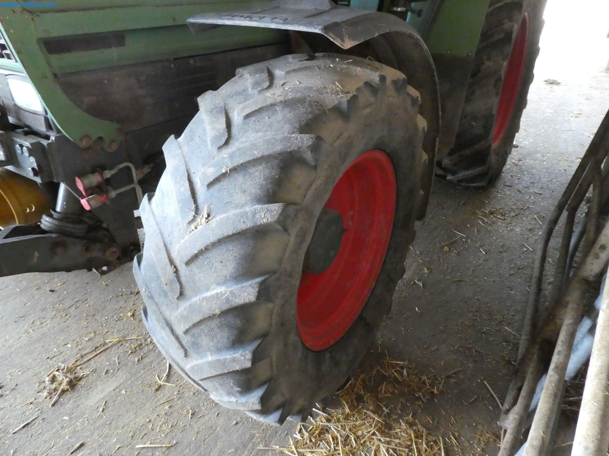 Zemědělské vybavení a stroje-23