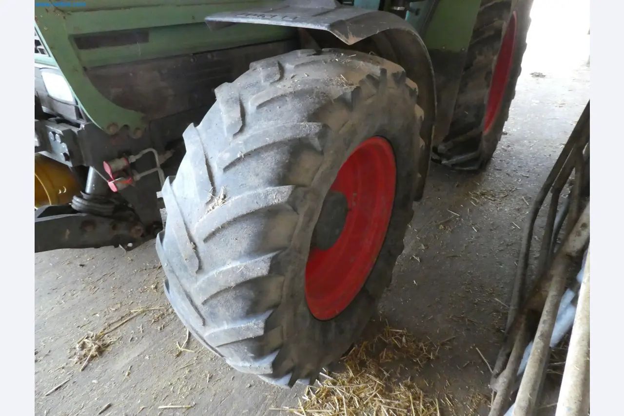 Zemědělské vybavení a stroje-23