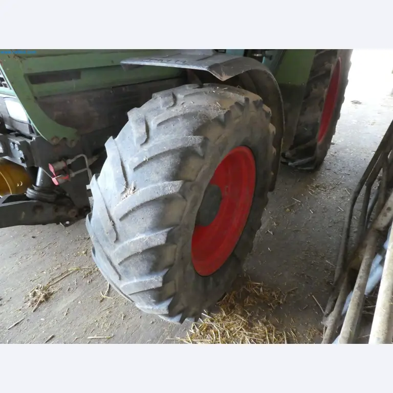 Zemědělské vybavení a stroje-23