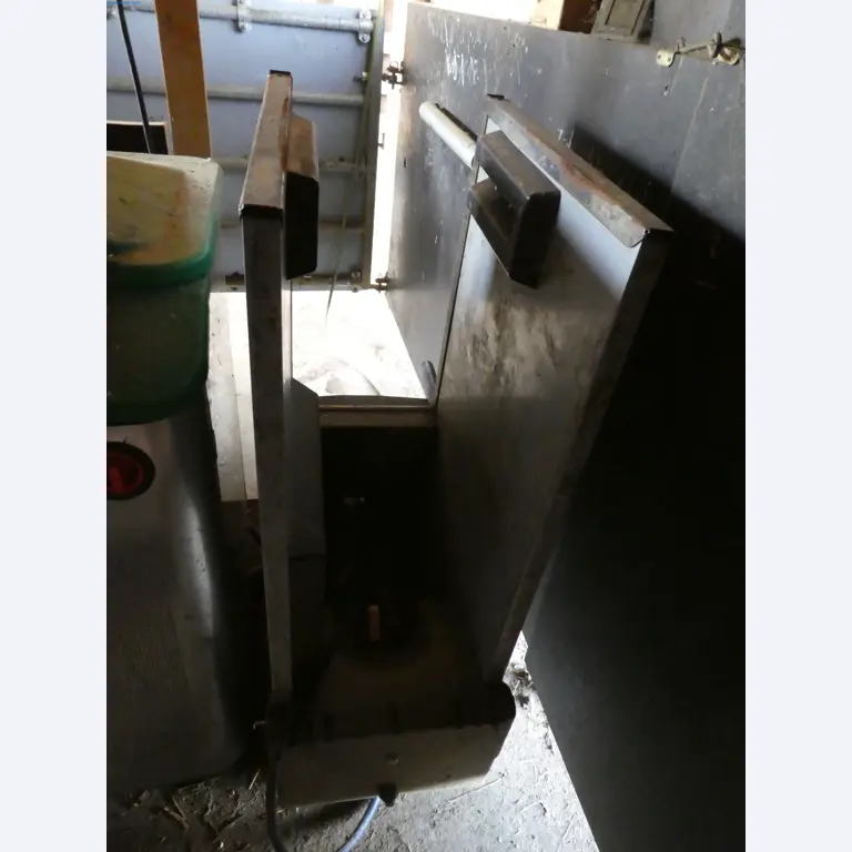 Zemědělské vybavení a stroje-3