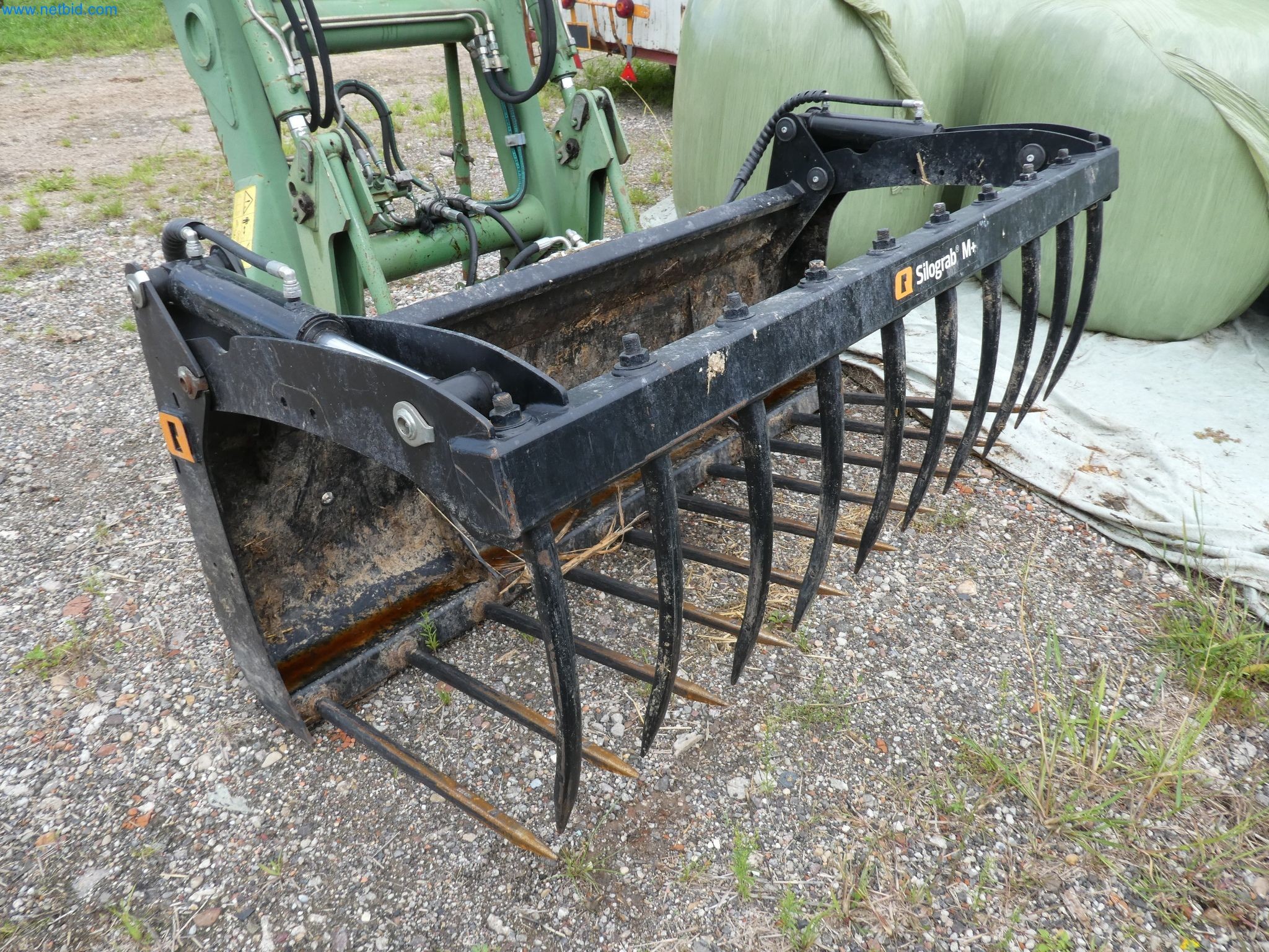 Zemědělské vybavení a stroje-2