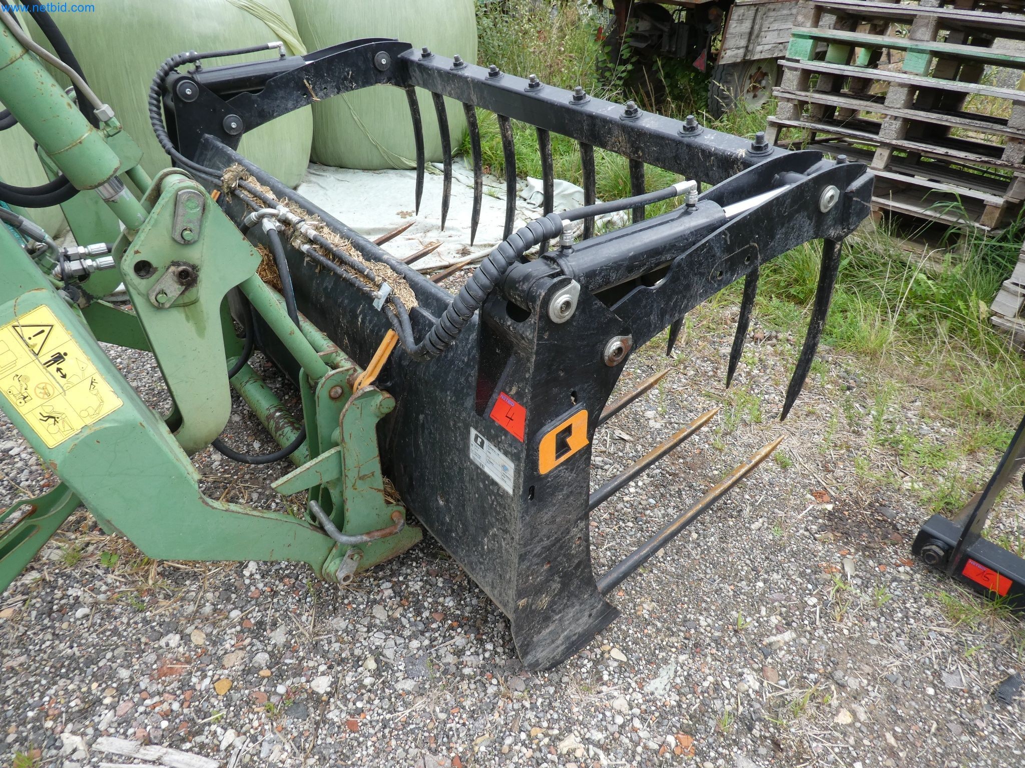 Zemědělské vybavení a stroje-3