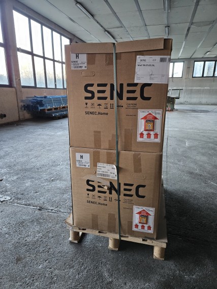 Various power storage units and accessories for photovoltaic systems-3