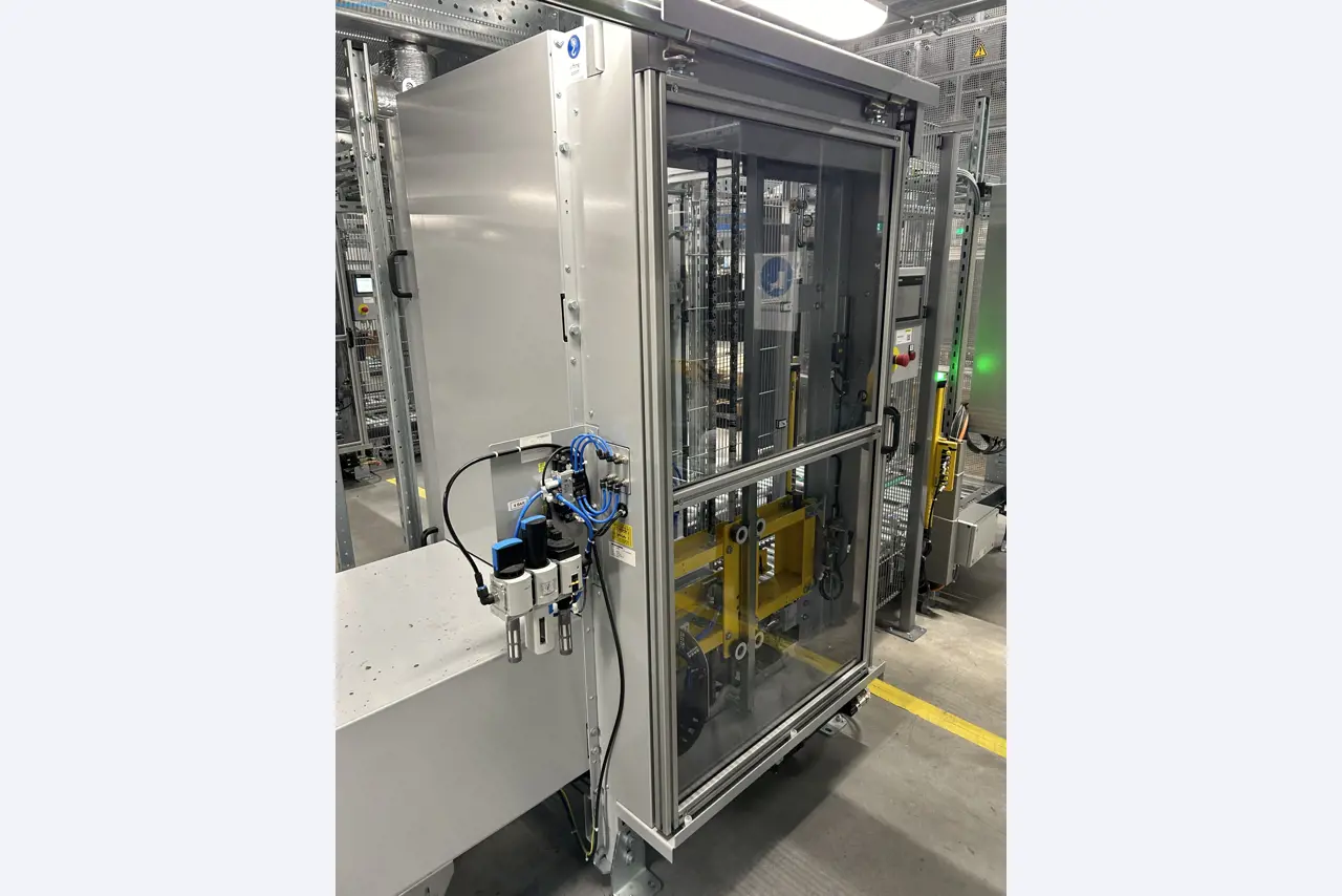 Entrepôt automatique pour l'industrie alimentaire et des boissons-12