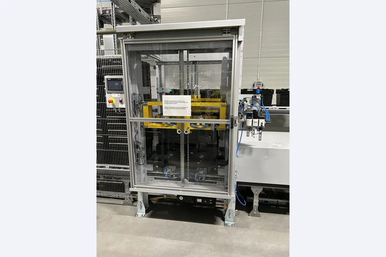 Entrepôt automatique pour l'industrie alimentaire et des boissons-13