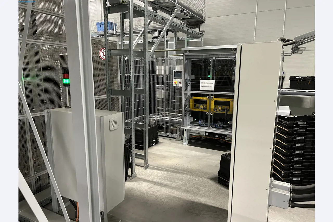 Entrepôt automatique pour l'industrie alimentaire et des boissons-14