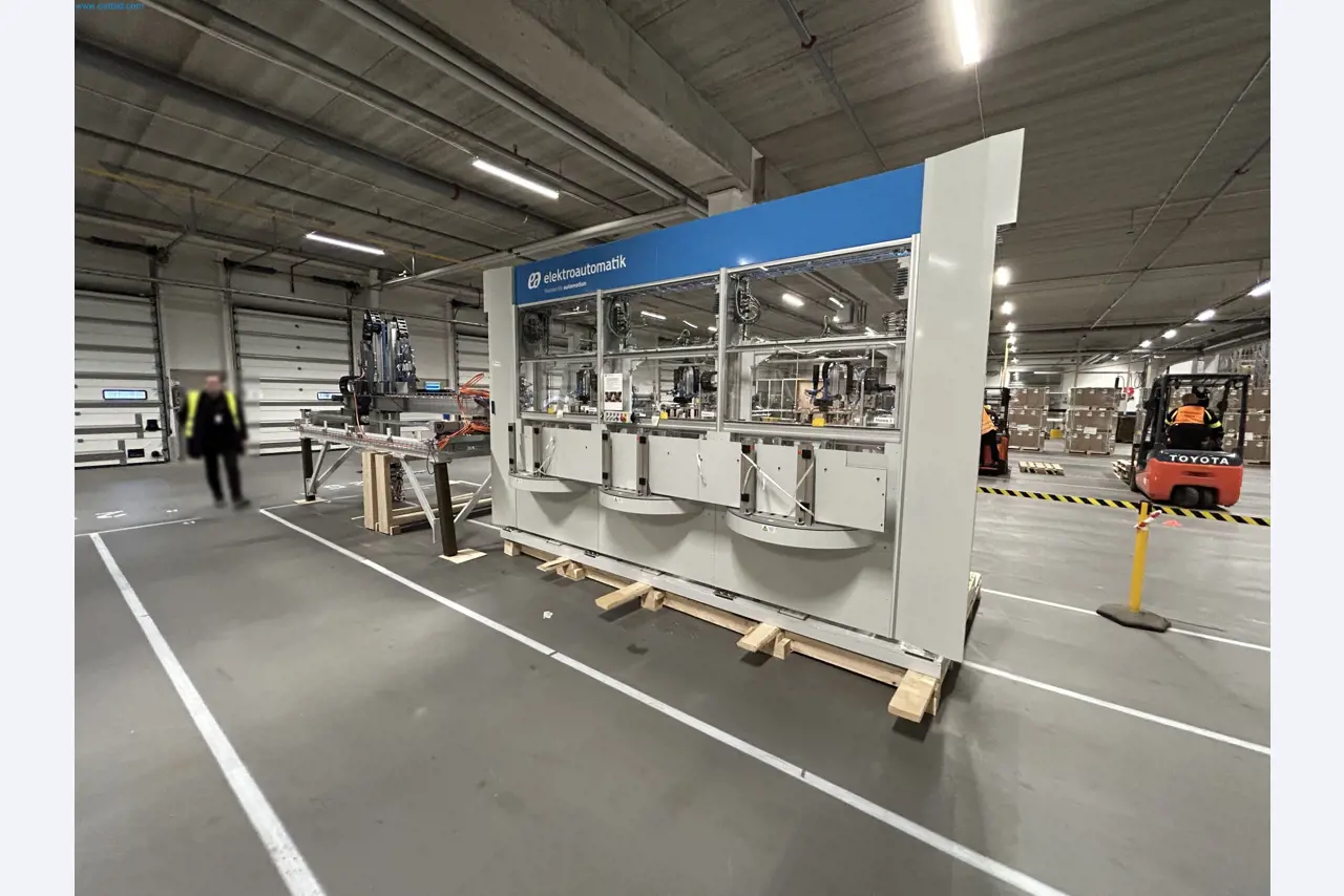 Entrepôt automatique pour l'industrie alimentaire et des boissons-18