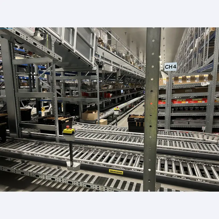 Entrepôt automatique pour l'industrie alimentaire et des boissons-27