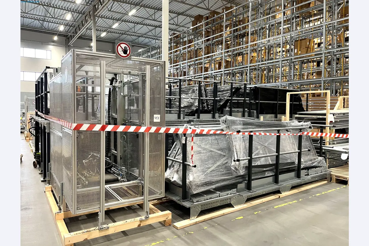 Entrepôt automatique pour l'industrie alimentaire et des boissons-54