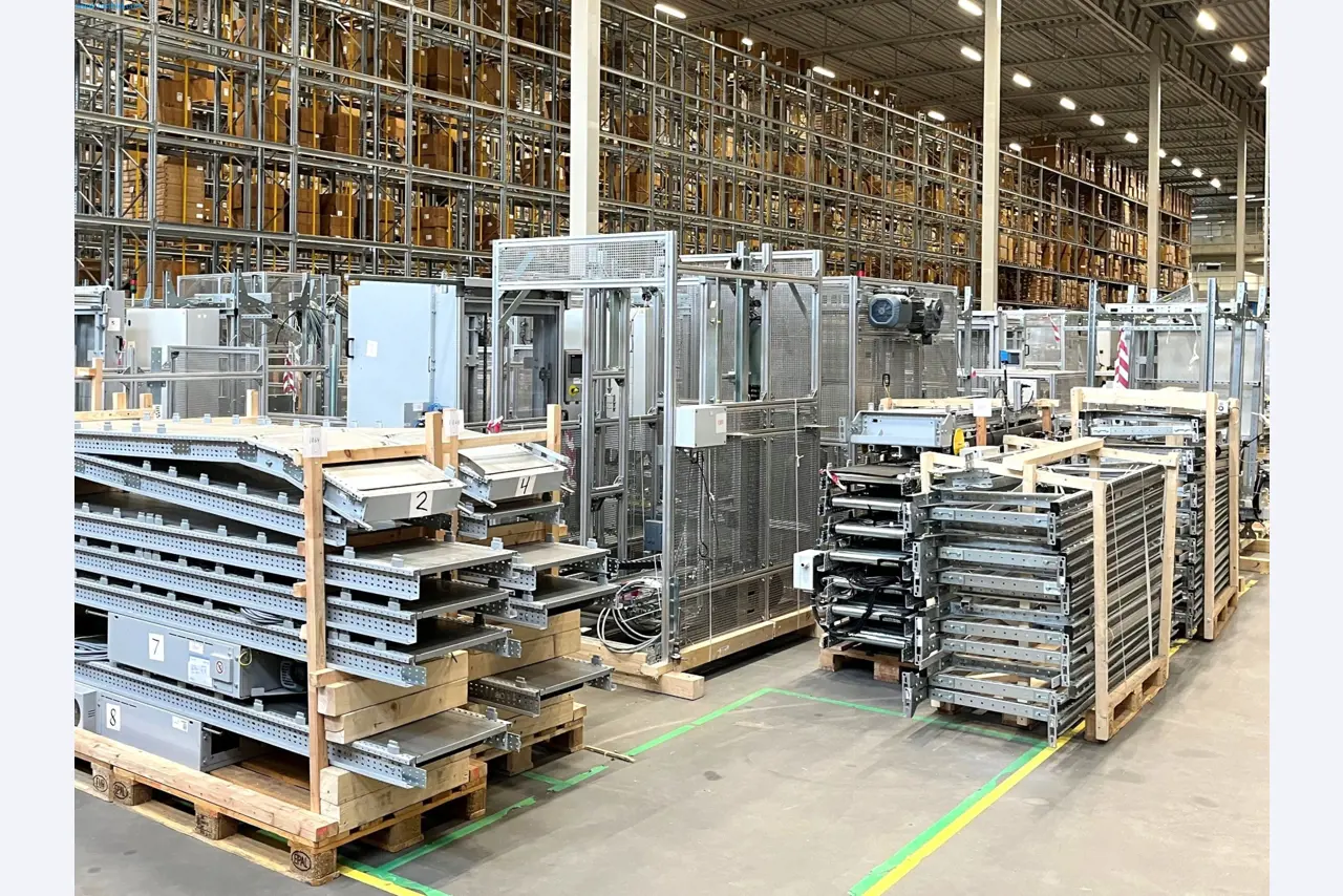 Entrepôt automatique pour l'industrie alimentaire et des boissons-57