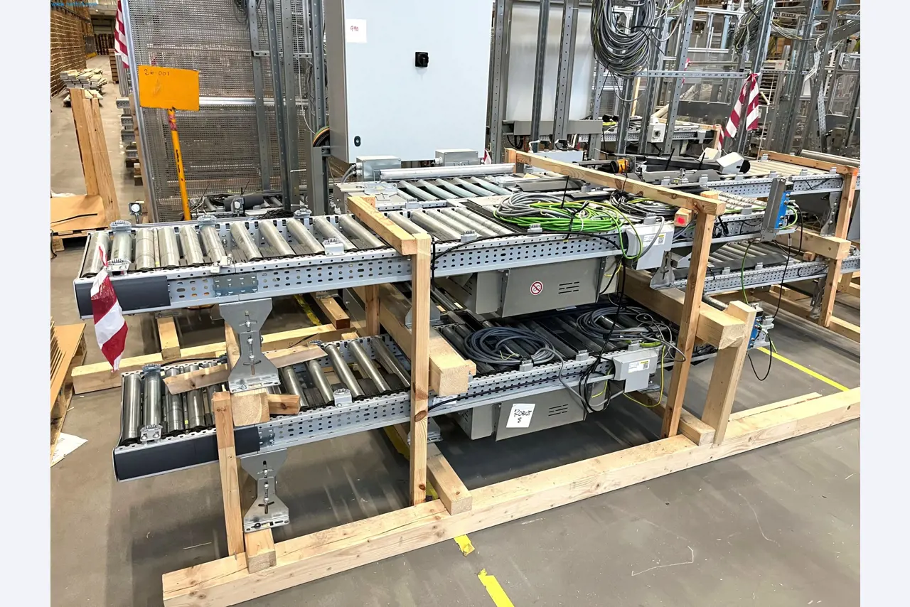 Entrepôt automatique pour l'industrie alimentaire et des boissons-58