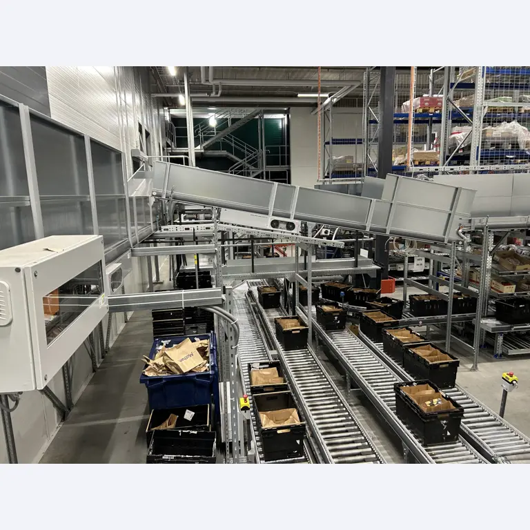 Entrepôt automatique pour l'industrie alimentaire et des boissons-1