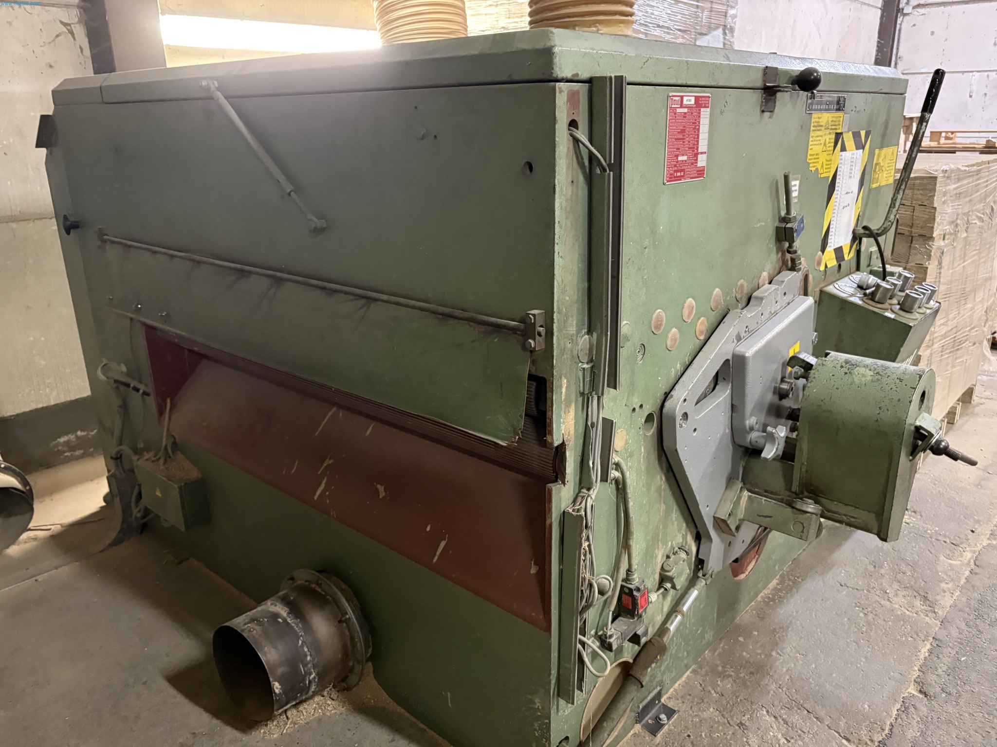 Maszyny do obróbki drewna w Belgii-3