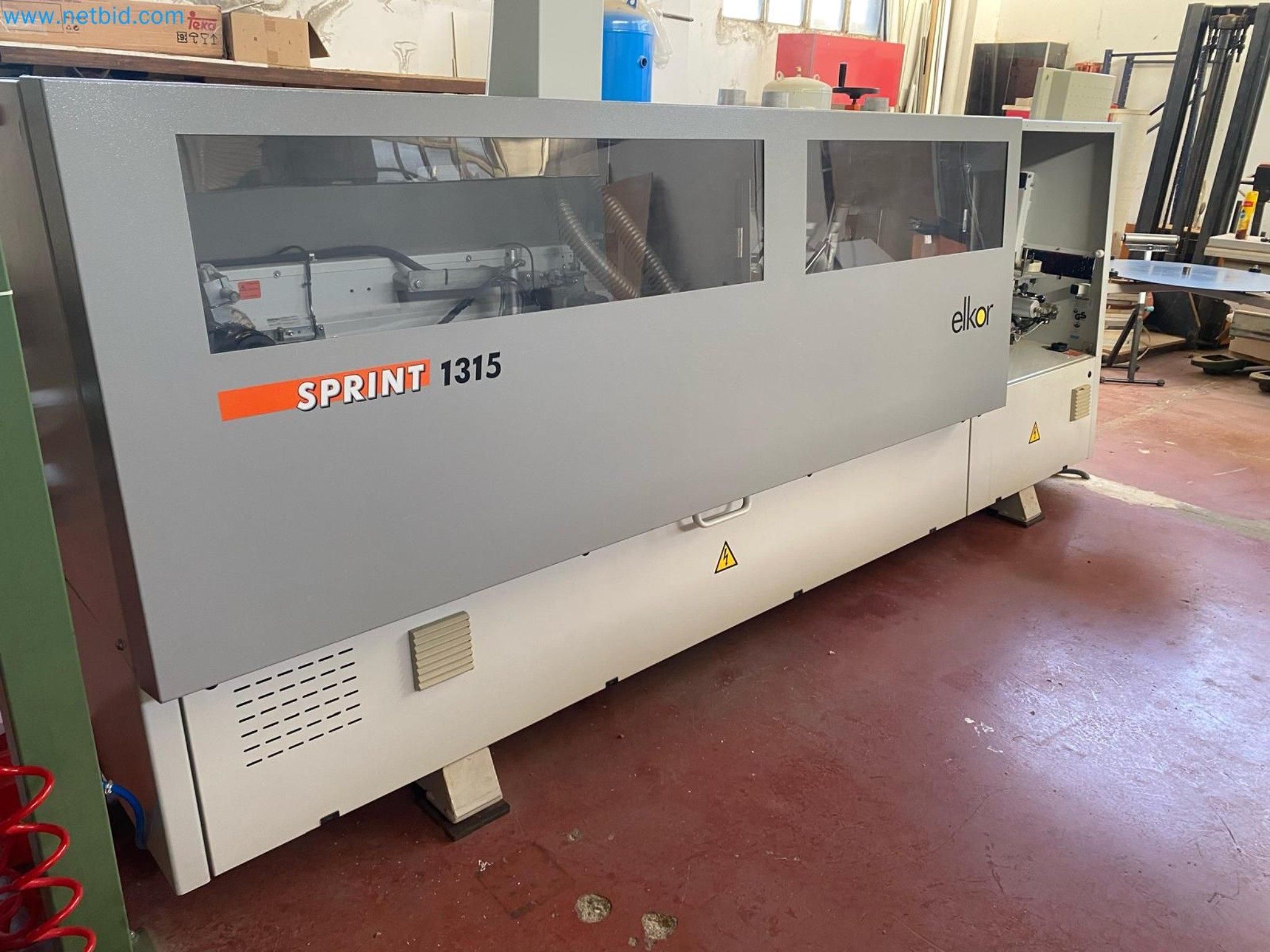 Motor mower for demanding mowing work-10