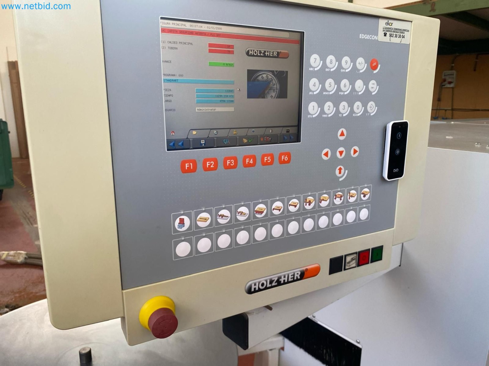 Motor mower for demanding mowing work-14