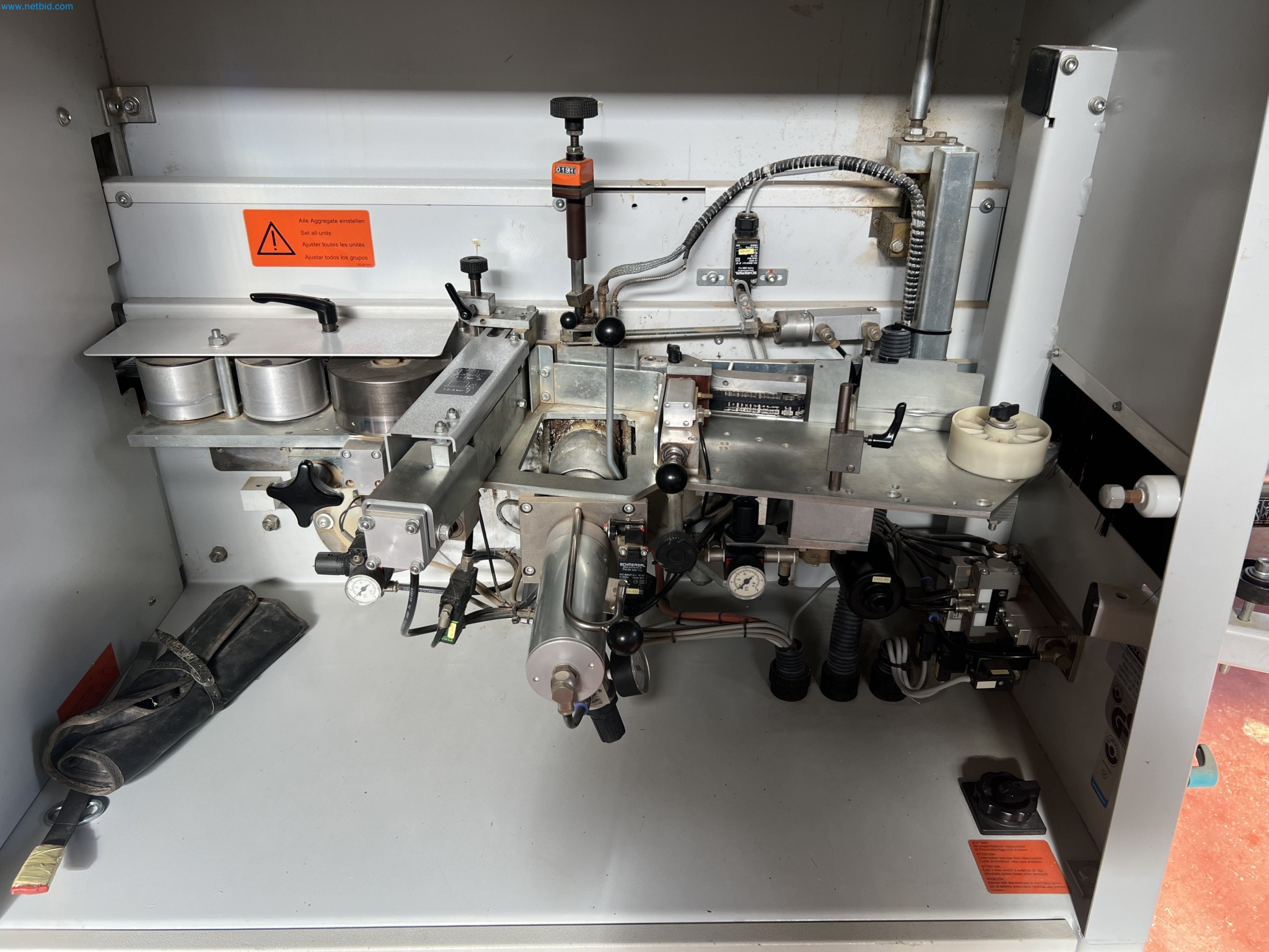 Motor mower for demanding mowing work-17