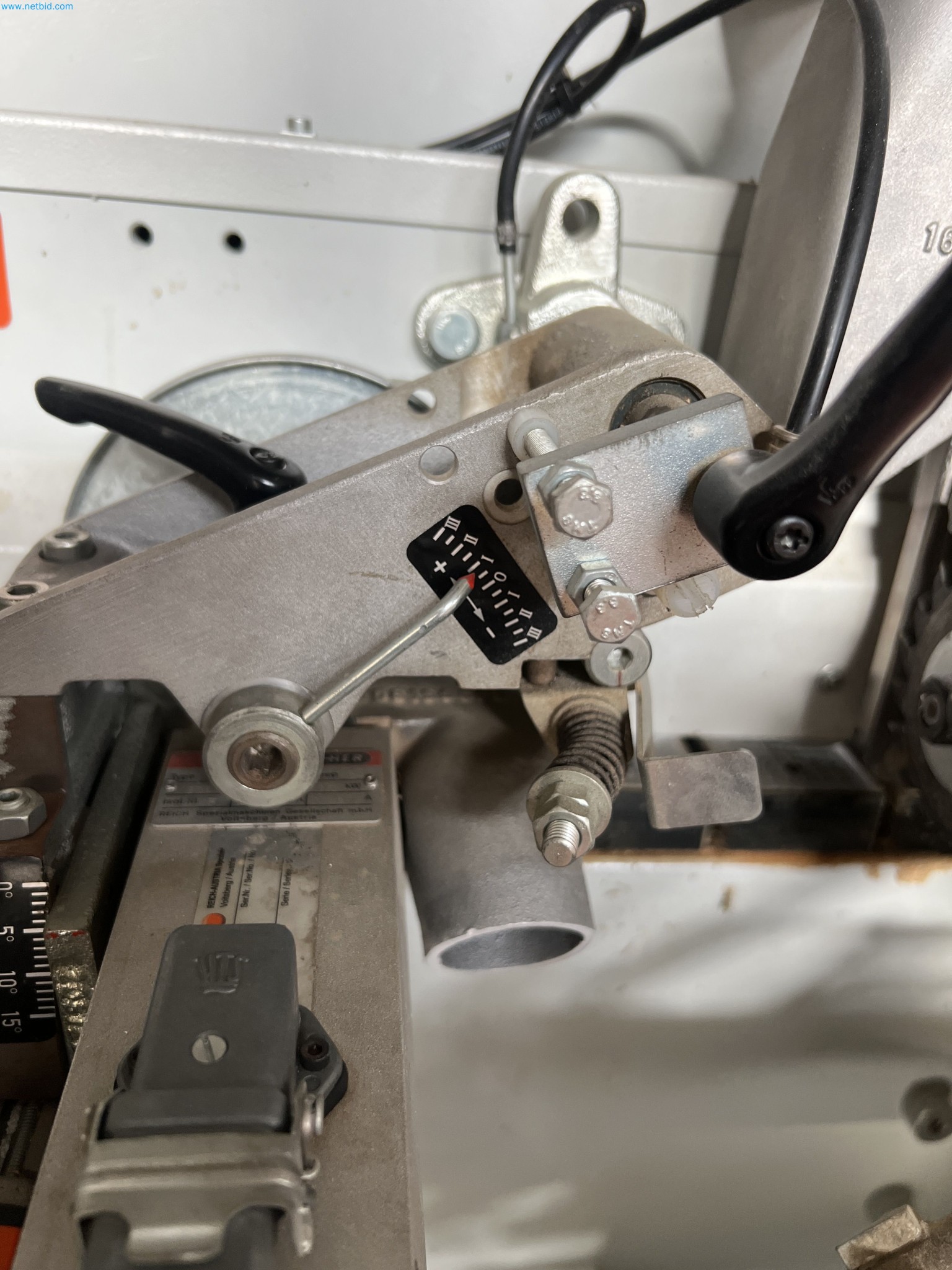 Motor mower for demanding mowing work-26