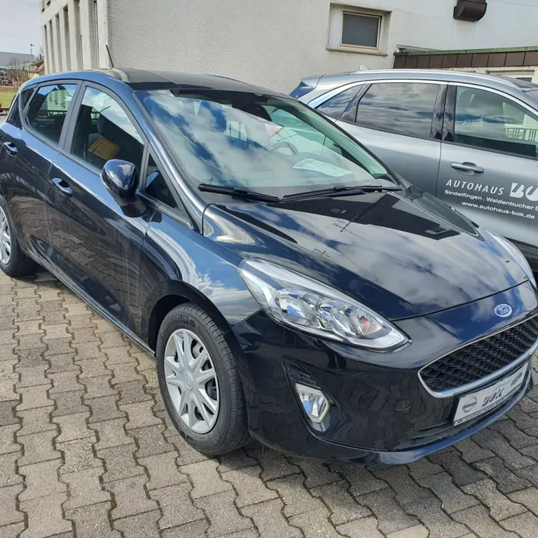 Passenger car Ford Fiesta 1.1 S&S Cool & Connect