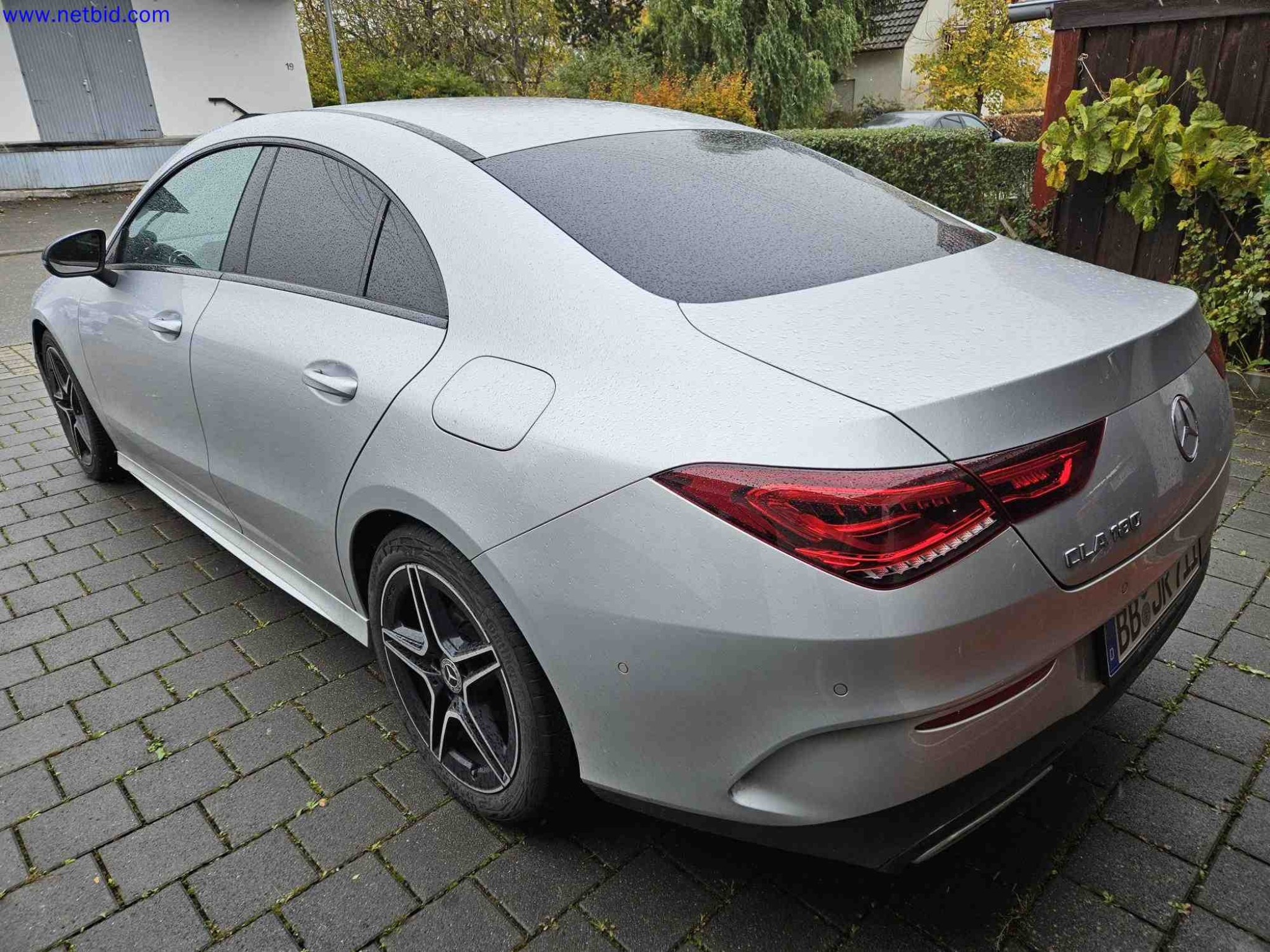 Various printing and embroidery machines-3