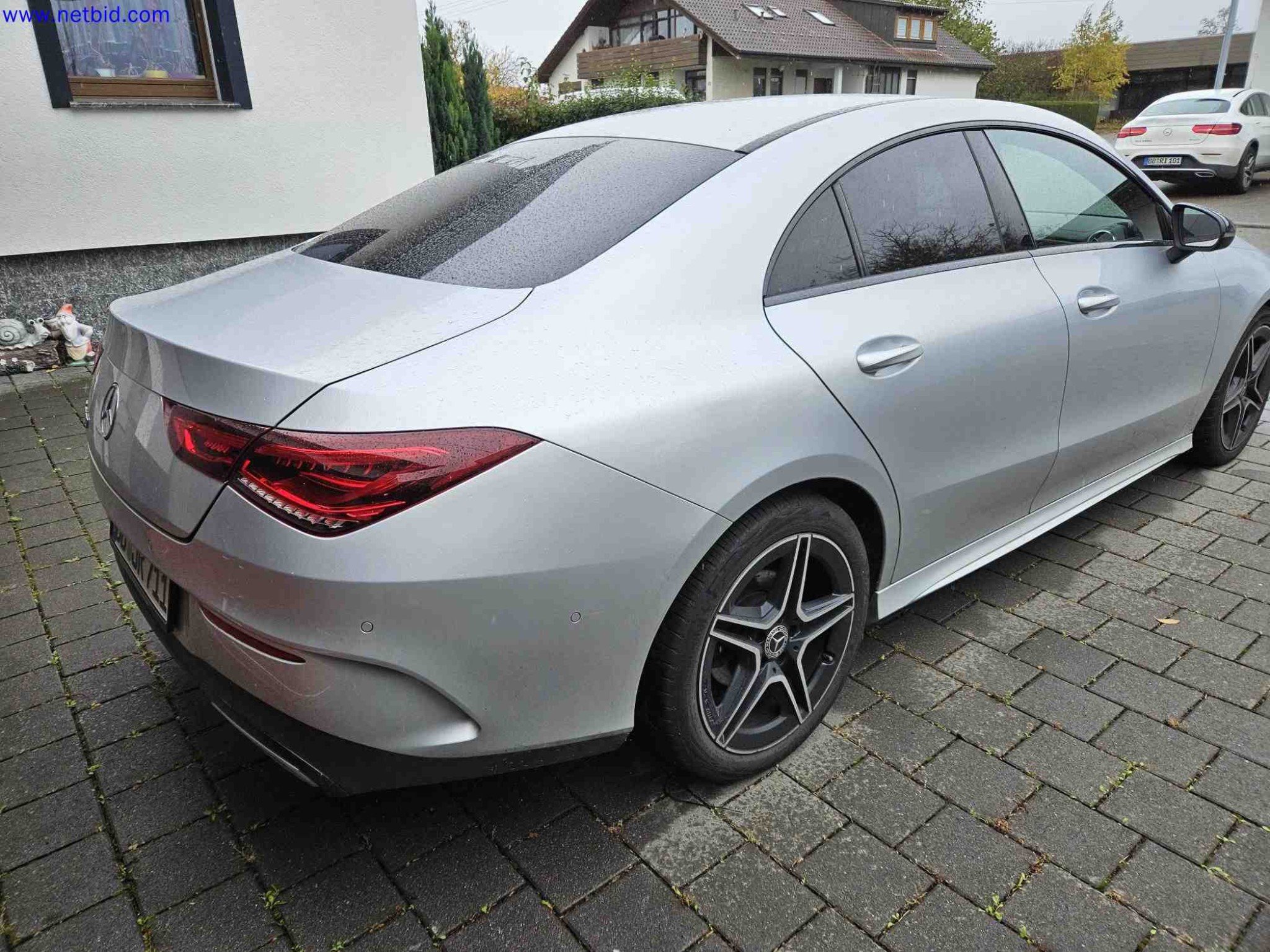 Various printing and embroidery machines-4