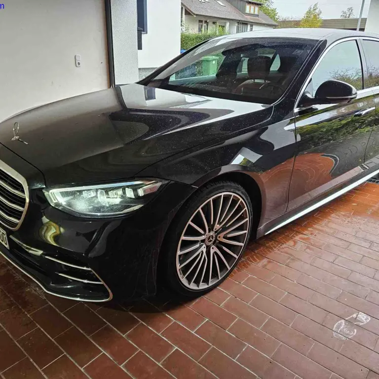 Car (Knockdown subject to approval) Mercedes- Benz S450 D 4matic