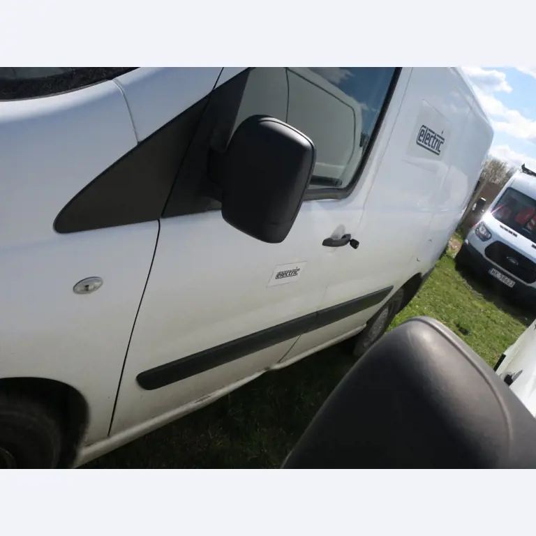 Véhicules d'occasion-11