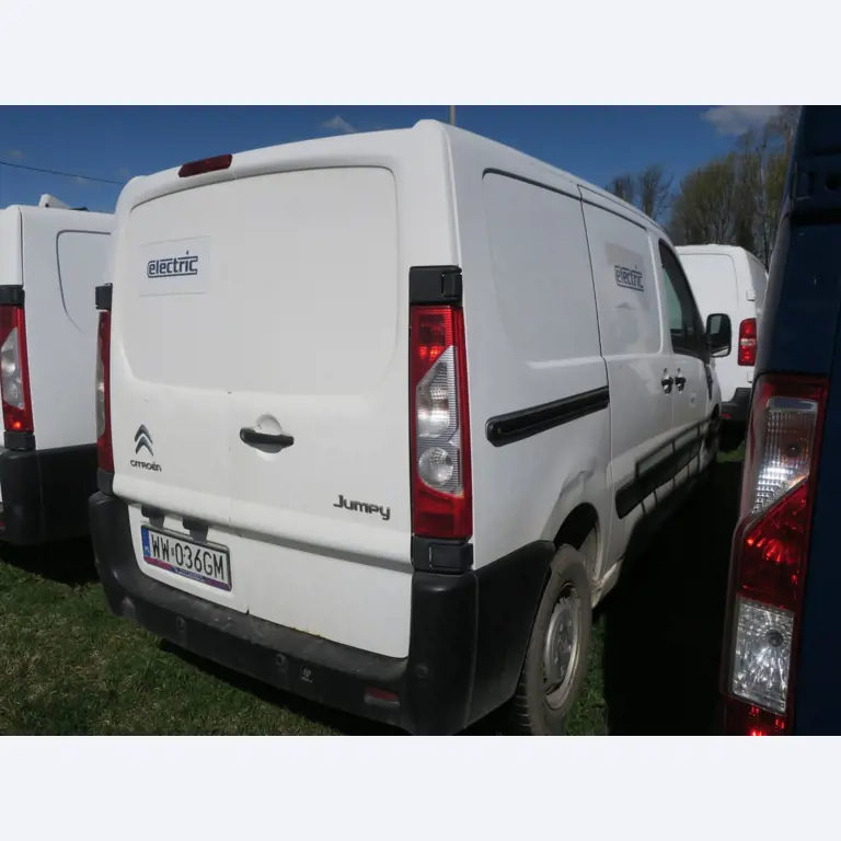 Véhicules d'occasion-16