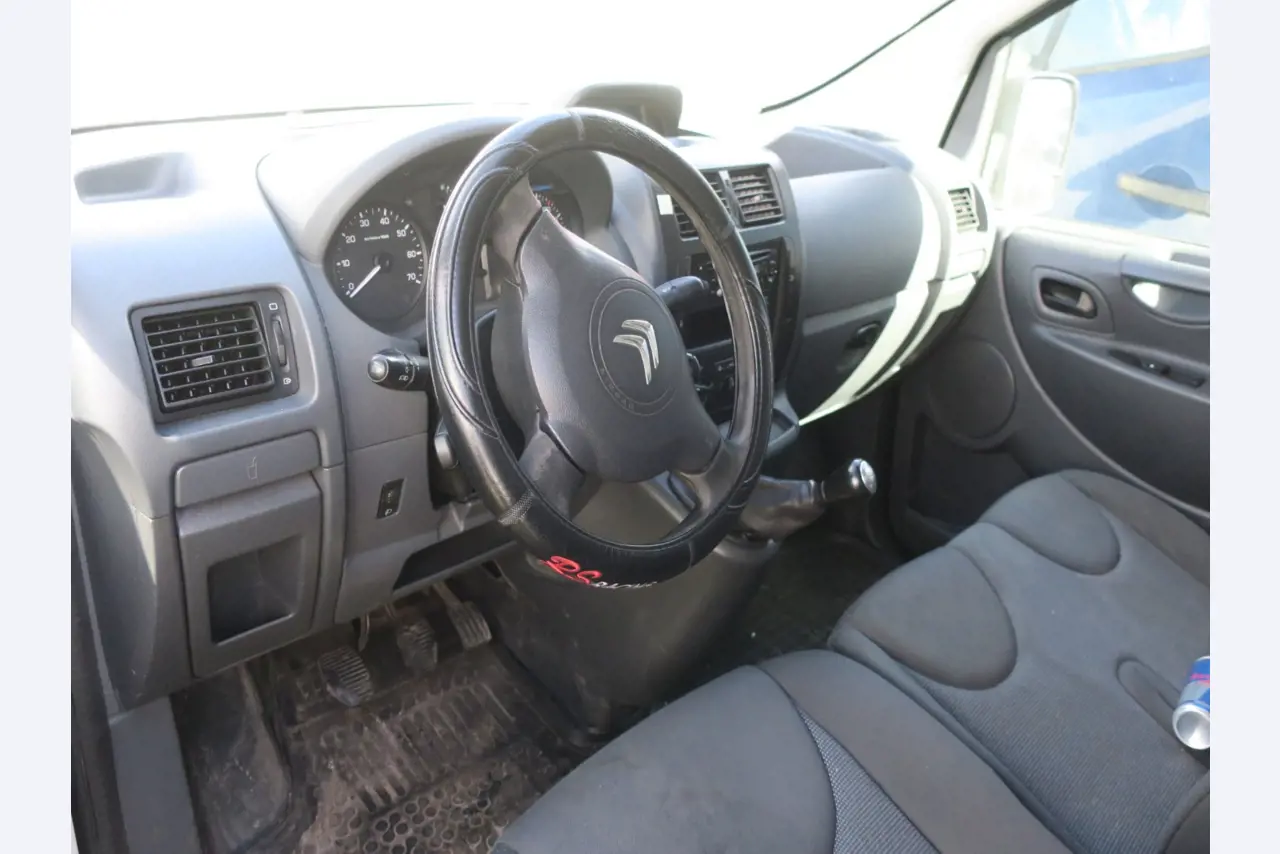 Véhicules d'occasion-7