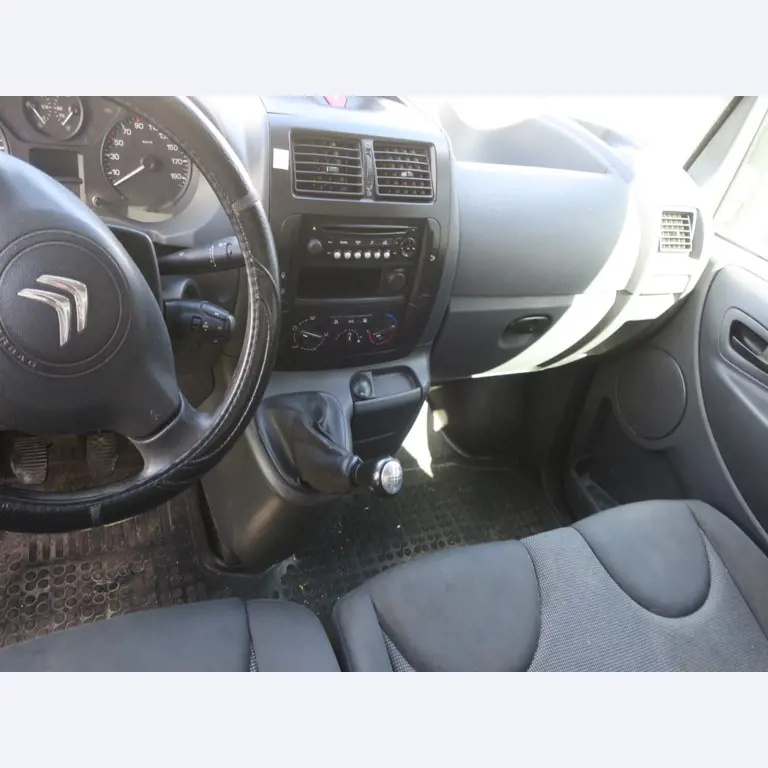 Véhicules d'occasion-8