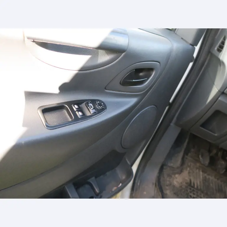 Véhicules d'occasion-9