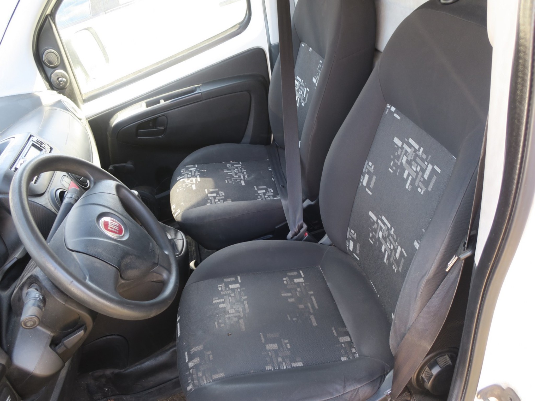 Véhicules d'occasion-14