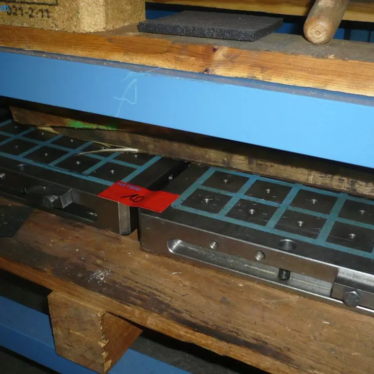 2 Magnetne vpenjalne plošče  Schunk