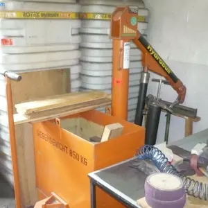 Żuraw warsztatowy Hydrobull