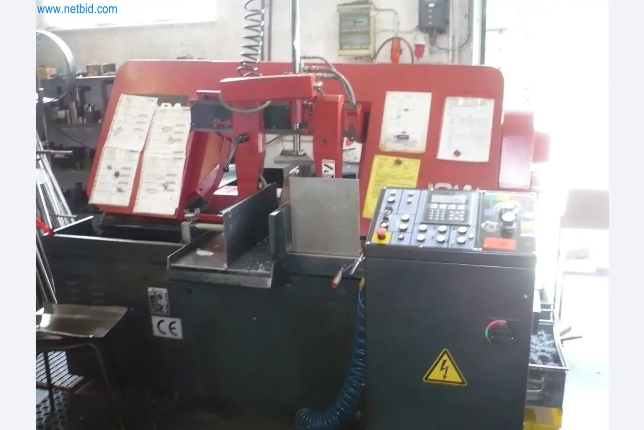 Máquinas, equipamento técnico e todo o equipamento operacional, de escritório e comercial-1