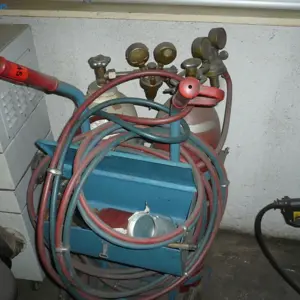 Autogenous welding machine
