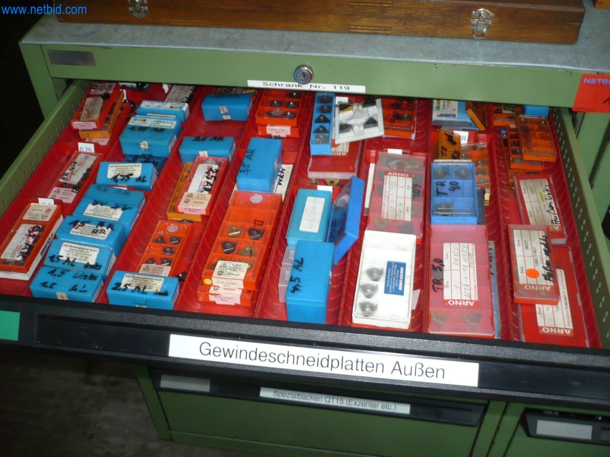 Maszyny, urządzenia techniczne i cały sprzęt operacyjny, biurowy i biznesowy-2