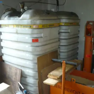 2 Zbiorniki z tworzywa sztucznego Rotex Variosafe
