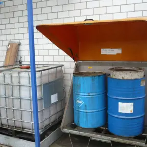 Plastikowe pojemniki na odpady Cemo