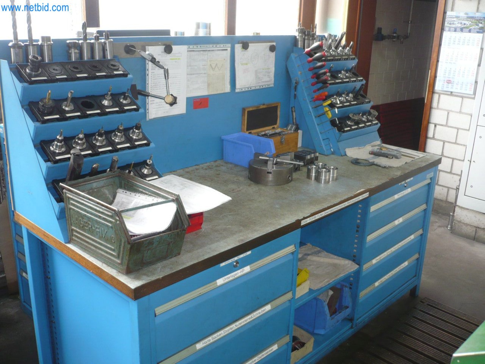 Maszyny, urządzenia techniczne i cały sprzęt operacyjny, biurowy i biznesowy-4