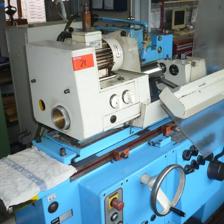 Cylindrical grinding machine TOS BHU25
