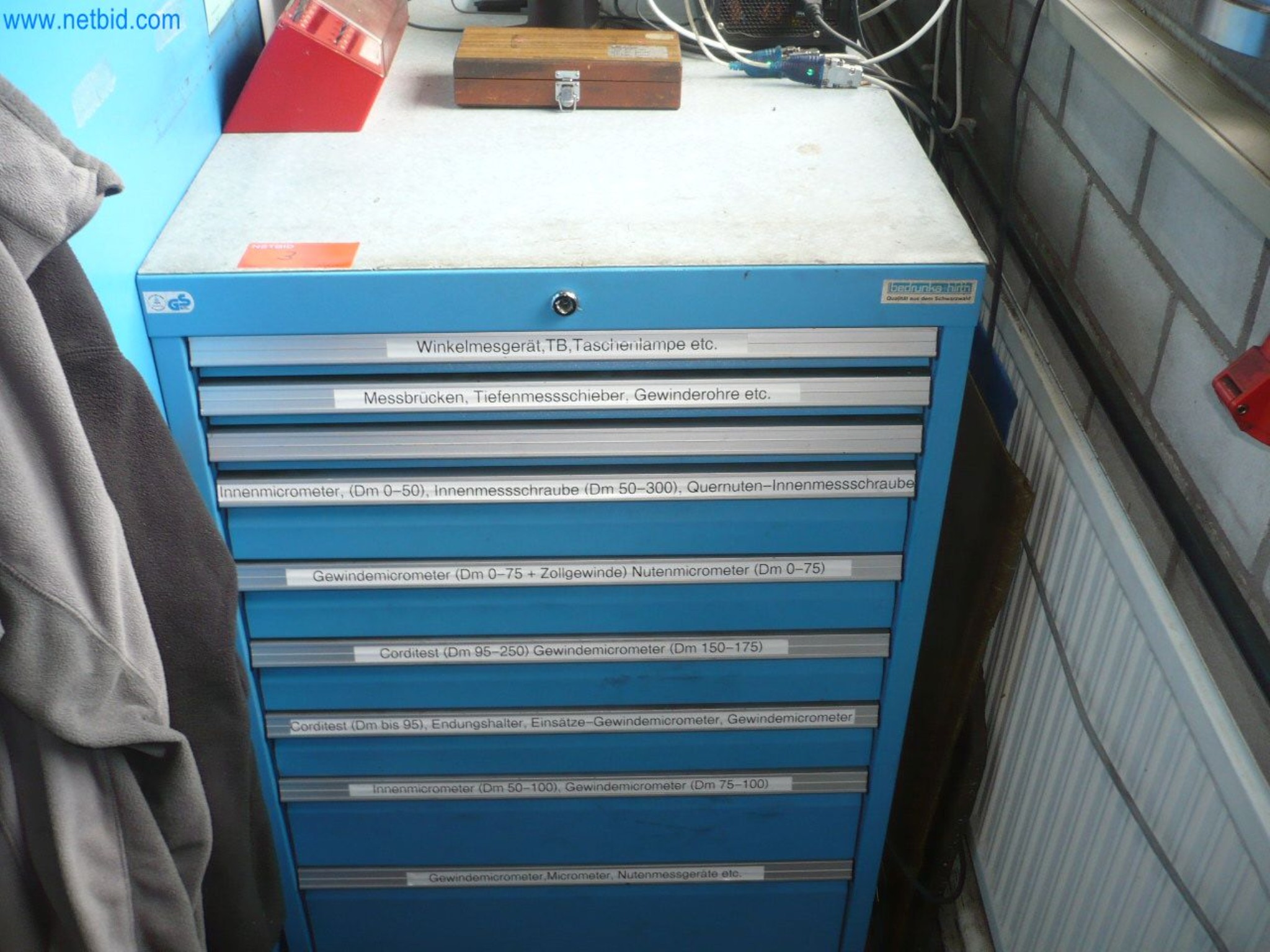 Maszyny, urządzenia techniczne i cały sprzęt operacyjny, biurowy i biznesowy-2