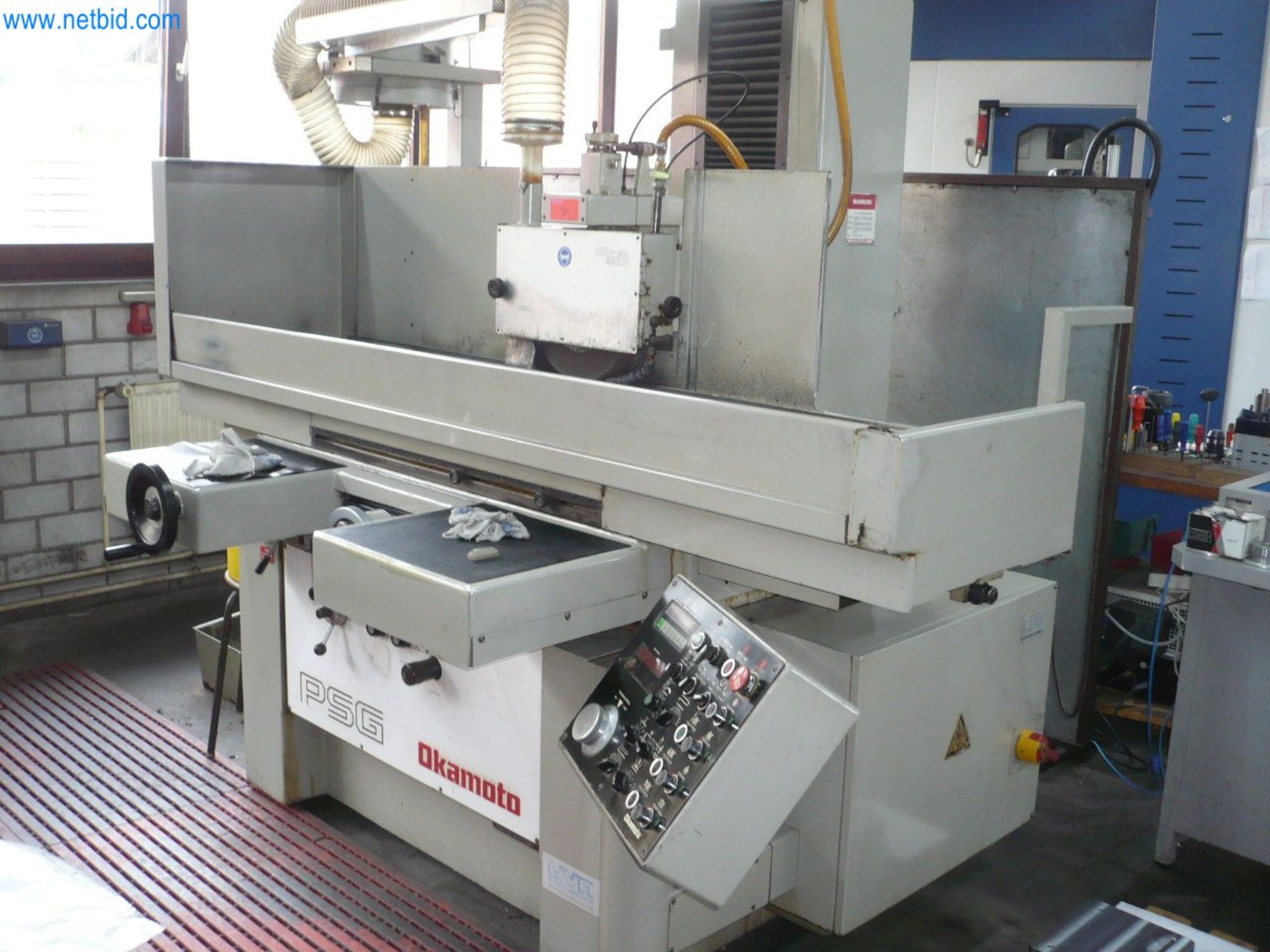 Maszyny, urządzenia techniczne i cały sprzęt operacyjny, biurowy i biznesowy-1