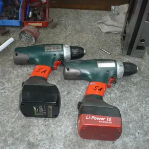 2 Akumulatorski izvijač Metabo BSZ 12 Impuls