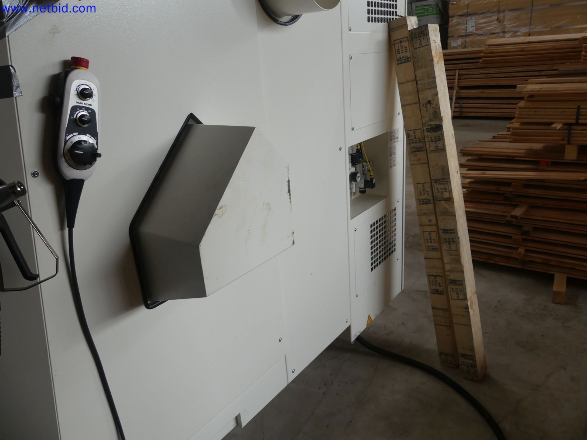 Maszyny firmy zajmującej się konstrukcjami metalowymi w Austrii-11