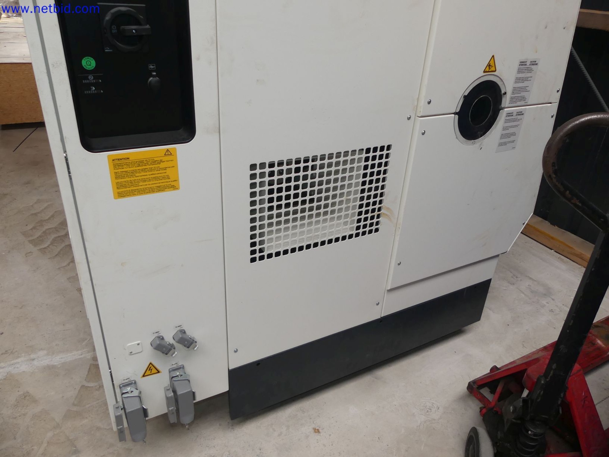 Maszyny firmy zajmującej się konstrukcjami metalowymi w Austrii-17