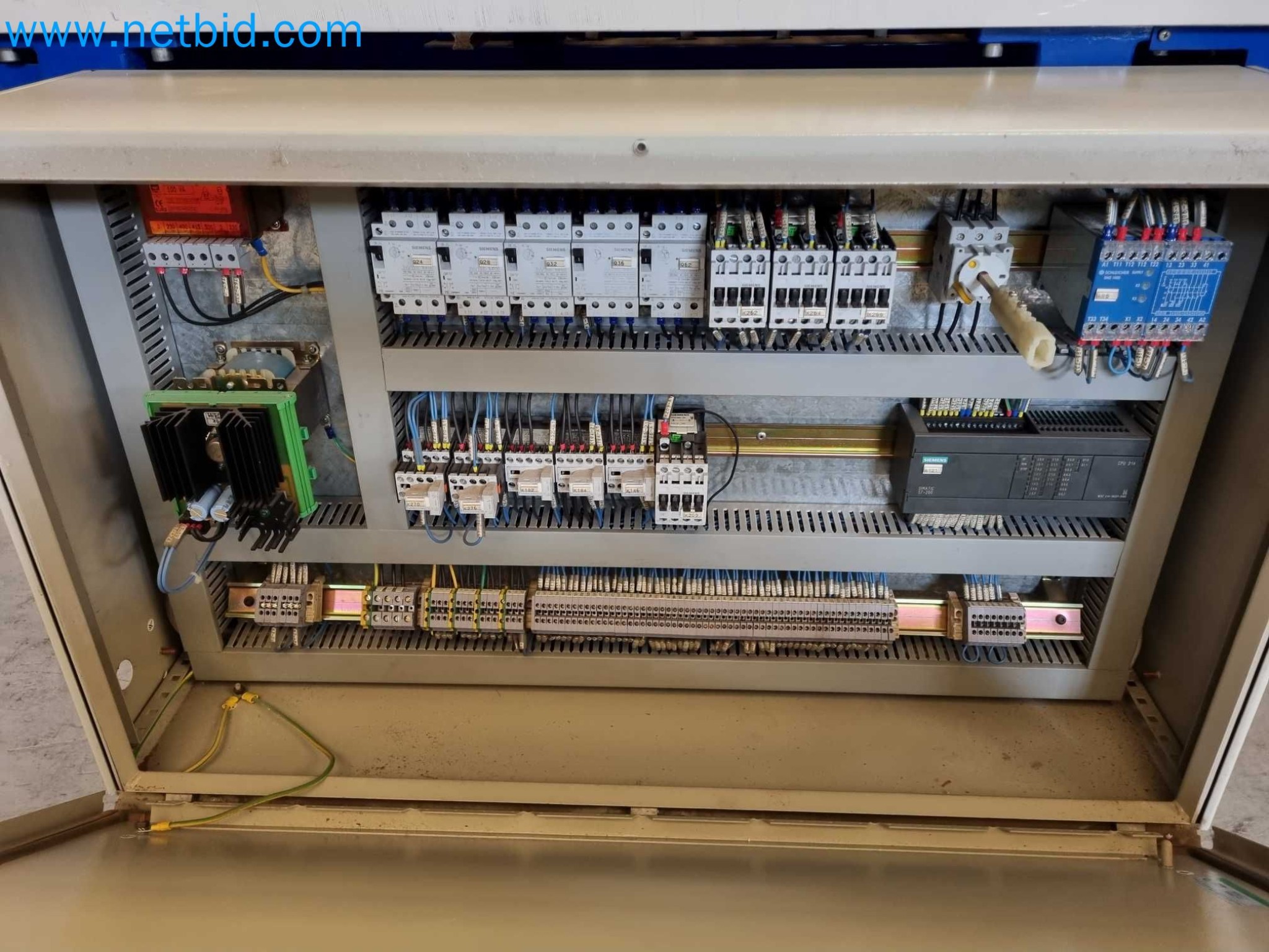 Opróżnienie magazynu maszyn do obróbki drewna w Hiszpanii-11