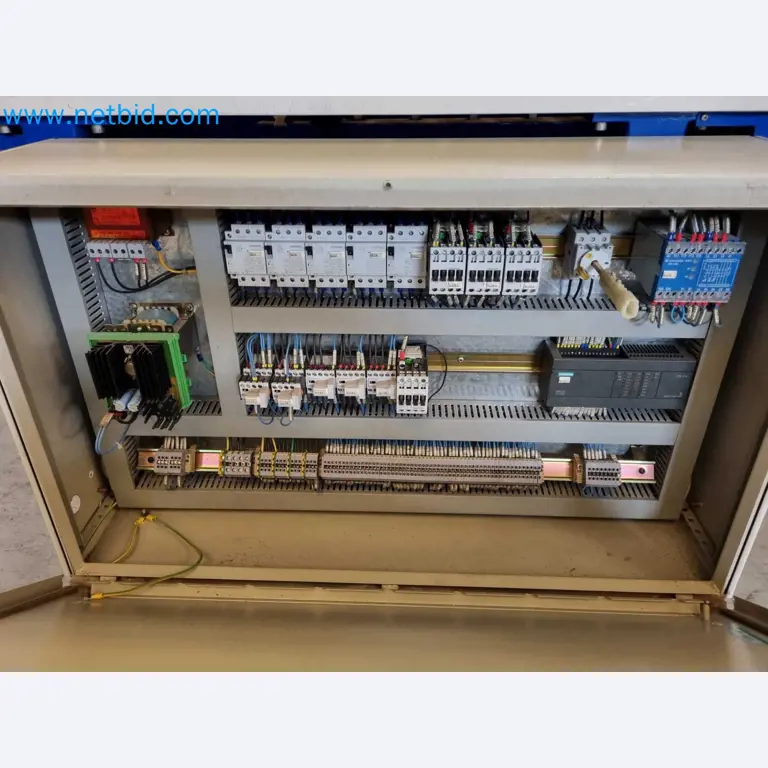 Ontruiming van een magazijn voor houtbewerkingsmachines in Spanje-11