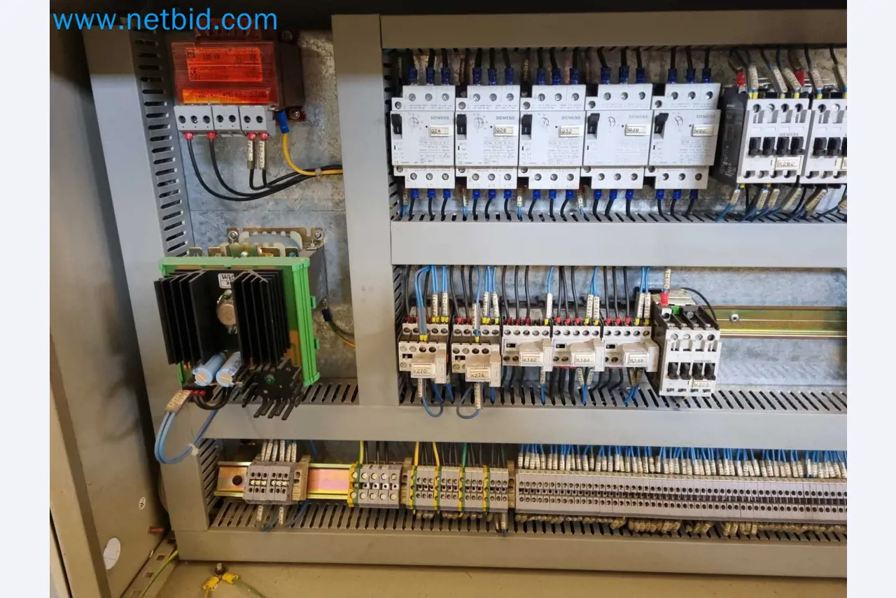 Ontruiming van een magazijn voor houtbewerkingsmachines in Spanje-13