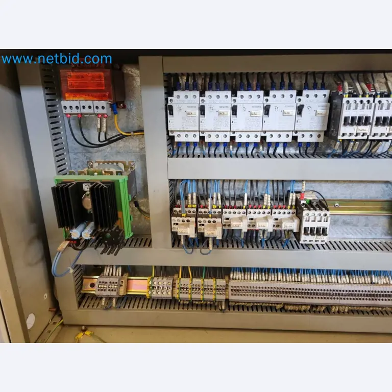 Ontruiming van een magazijn voor houtbewerkingsmachines in Spanje-13